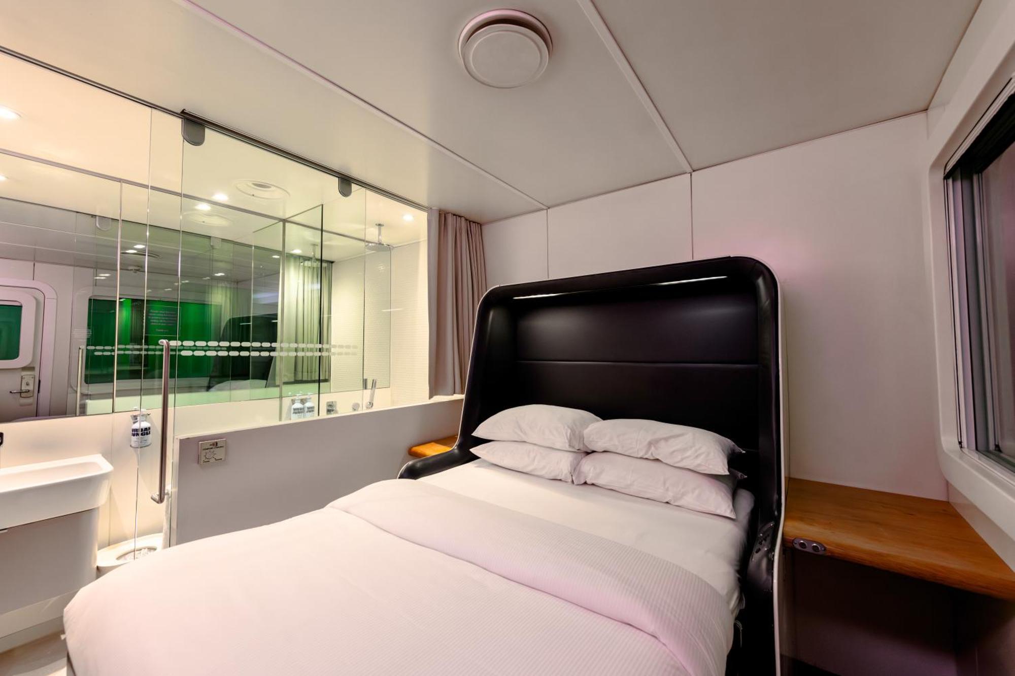 Yotelair London Gatwick Airport Horley Buitenkant foto